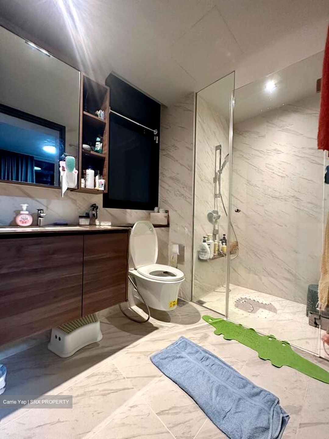 Le Quest (D23), Apartment #458449771